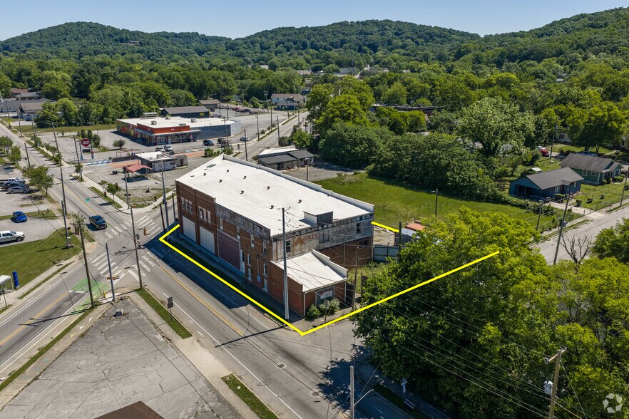 More Photos Of 2200 Glass St, Chattanooga Storefront Retail Residential For Sale