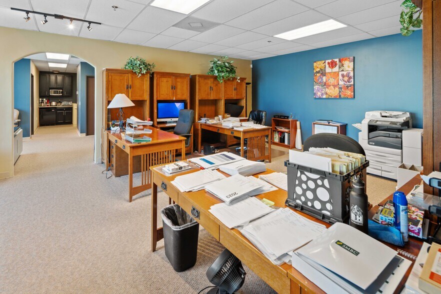 More Photos Of 28534-28536 Constellation Rd, Valencia Warehouse For Sale