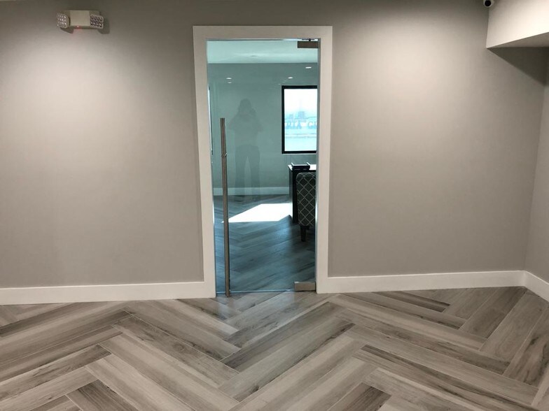 More Photos Of 3475 W Flagler St, Miami Coworking Space