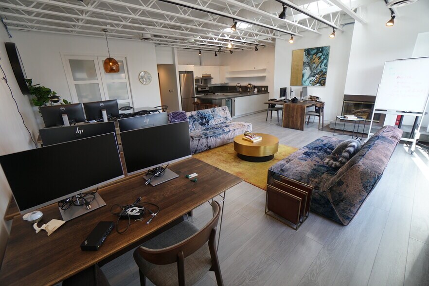 More Photos Of 1509 Abbot Kinney Blvd, Venice Storefront Retail Office For Lease