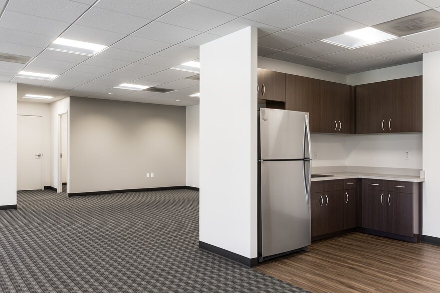 More Photos Of 209 Madison St, Alexandria Office For Lease