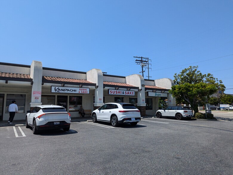 More Photos Of 18212 S Western Ave, Gardena Restaurant For Lease