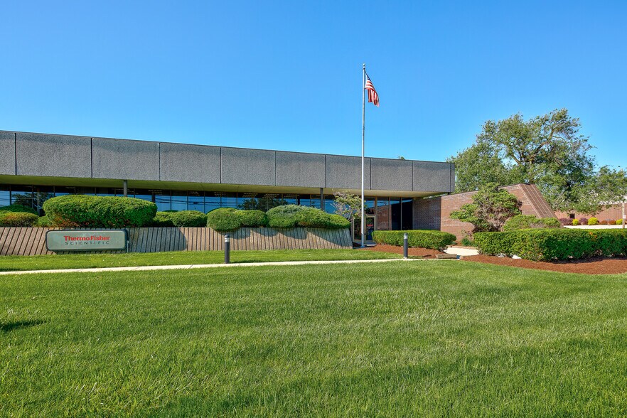 More Photos Of 26111 Miles Rd, Bedford Heights Manufacturing For Lease