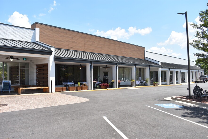 More Photos Of 415 Rome St, Carrollton Unknown For Lease