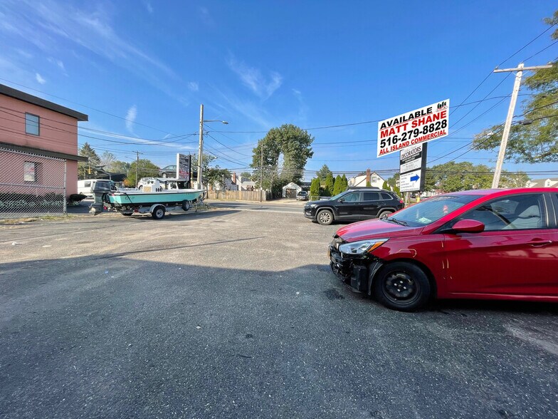 414 Wantagh Ave, Bethpage, NY 11714 Auto Repair For Sale