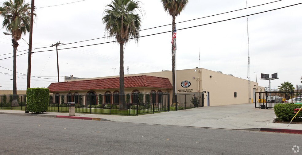 More Photos Of 2350 Central Ave, Duarte Manufacturing For Sale