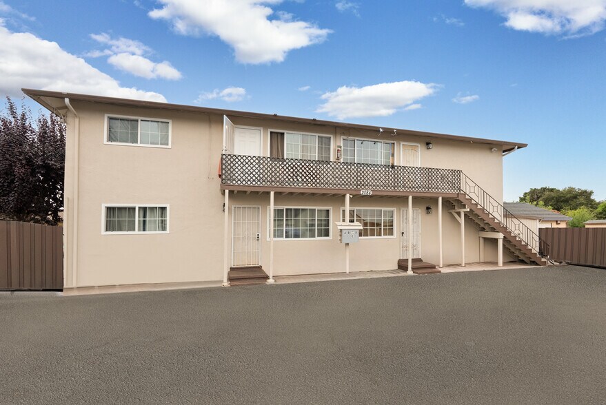 More Photos Of 2090 Marina Blvd, San Leandro Apartments For Sale