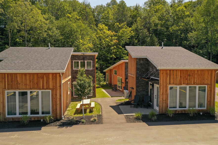 More Photos Of 6881 NY-242, Ellicottville Hotel For Sale