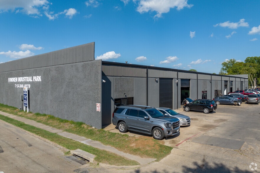 Primary Photo Of 13401-13417 Fondren Rd, Houston Unknown For Lease