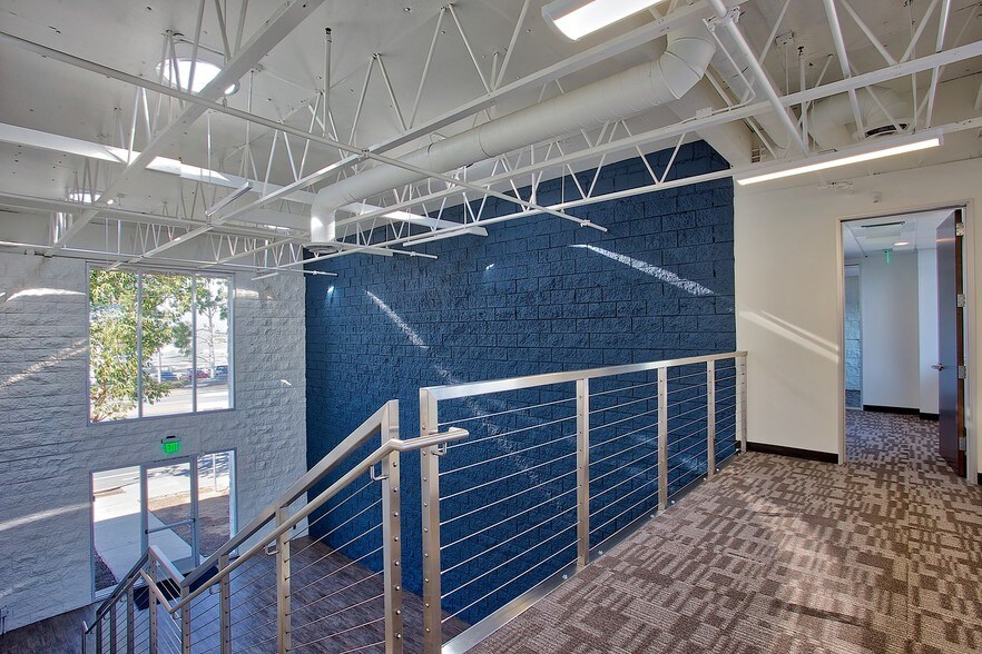 More Photos Of 3822 Campus Dr, Newport Beach Office For Lease