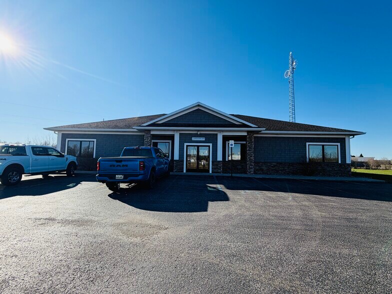 Primary Photo Of 26 E 3 Mile Rd, Sault Sainte Marie Office For Sale