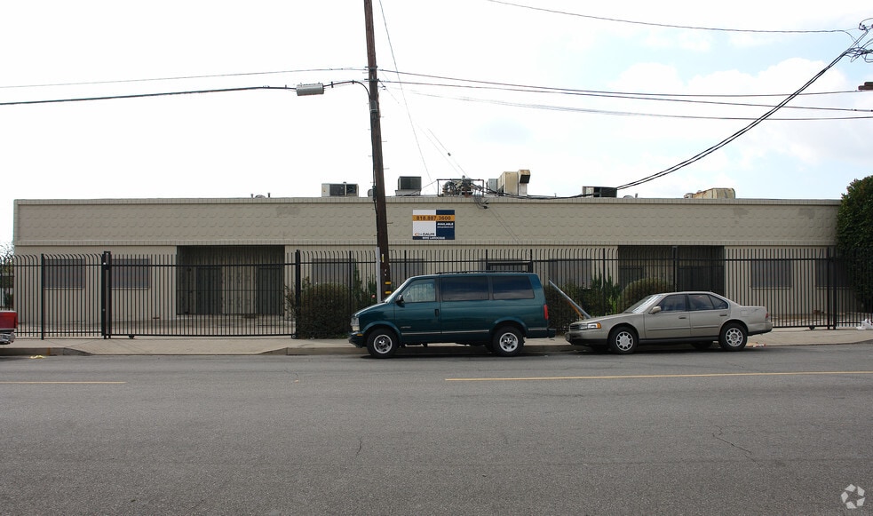 More Photos Of 462 E 5th St, San Fernando Manufacturing For Lease