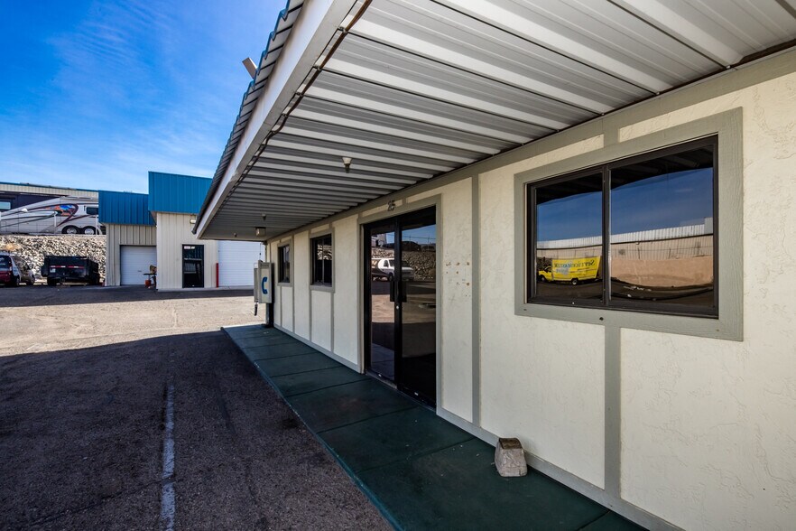 More Photos Of 790 Lake Havasu Ave N, Lake Havasu City Freestanding For Lease