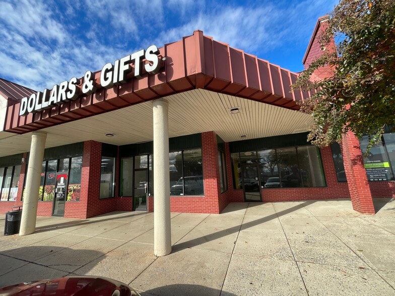 More Photos Of 5 Willowdale Dr, Frederick Unknown For Lease