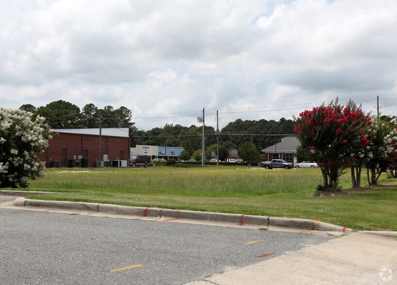 More Photos Of 1604 Wayne Memorial Dr, Goldsboro Land For Sale