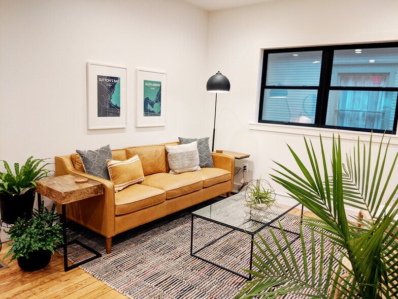 More Photos Of 2 E West St, Troy Loft Creative Space For Lease