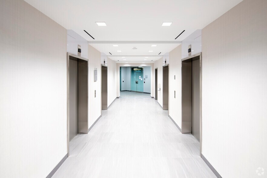 More Photos Of 175 Bloor Street East, Toronto Unknown For Lease