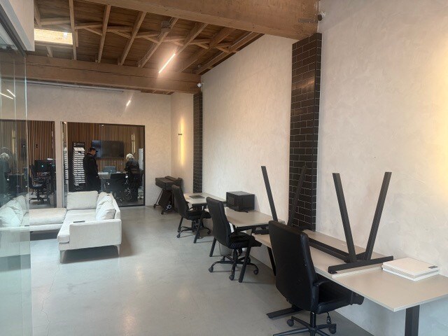 More Photos Of 1409-1411 Broadway St, Vancouver Storefront Retail Office For Sale