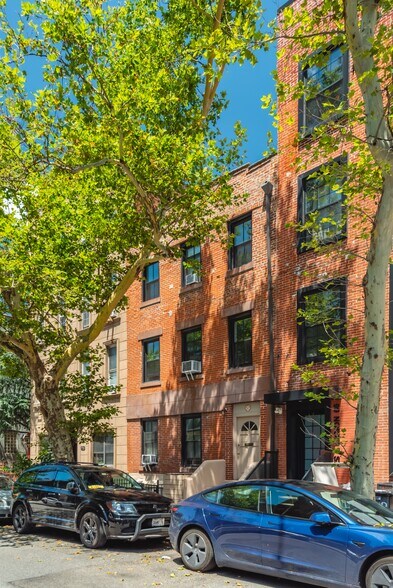 More Photos Of 97 N 7th St, Brooklyn Apartments For Sale