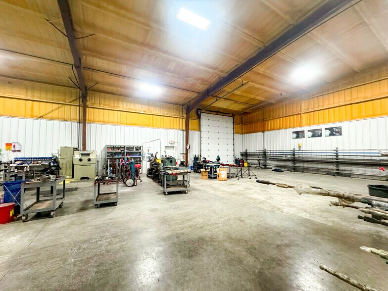More Photos Of 410 Colorado Ave, Big Lake Industrial For Sale