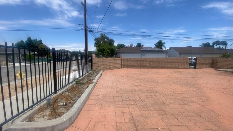 More Photos Of 13201 9th St, Chino Office For Sale