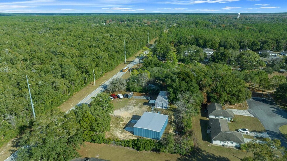 More Photos Of 4820 NE 35th St, Silver Springs Auto Dealership For Sale