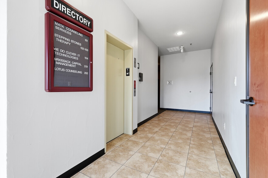 More Photos Of 3605 Yucca Dr, Flower Mound Medical For Sale