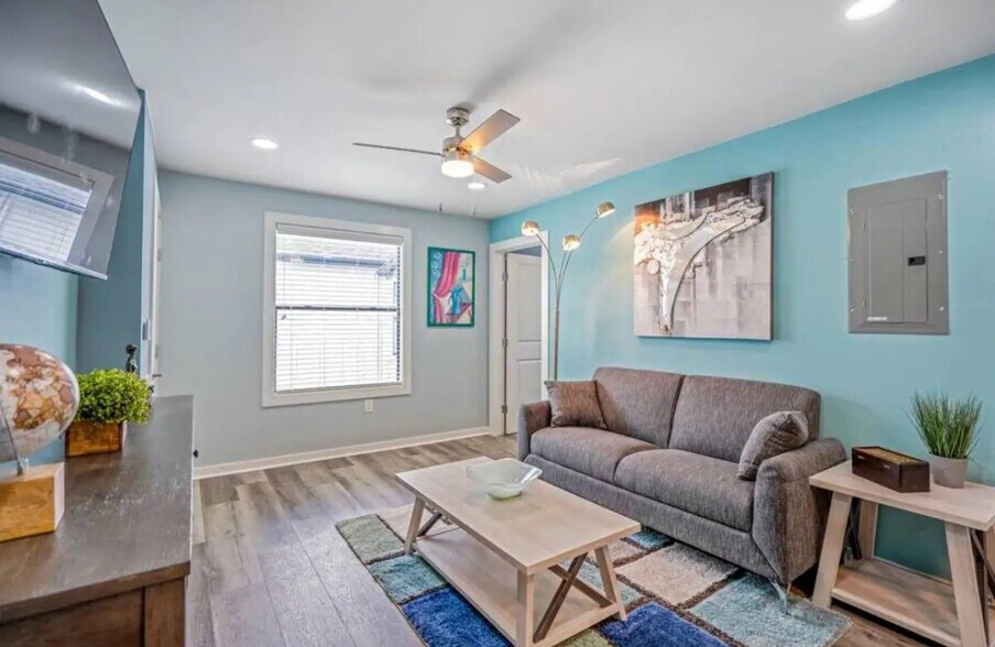 More Photos Of 2620 Arbor St, Houston Apartments For Sale