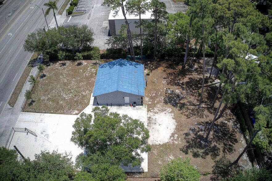 More Photos Of 4736 Lake Worth Rd, Greenacres Office For Sale