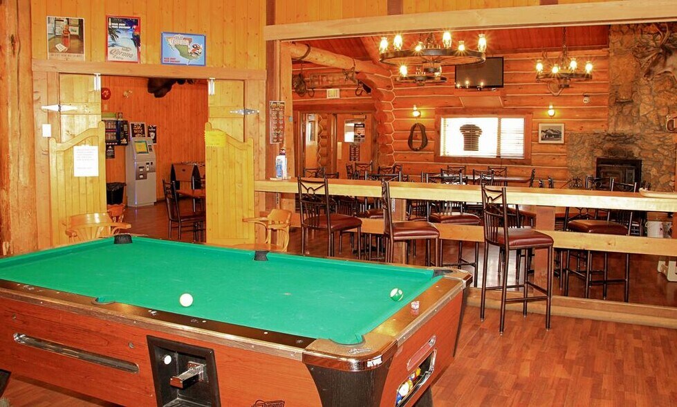 More Photos Of 1414 Cariboo Hwy, Clinton Hotel For Sale
