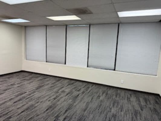 More Photos Of 211 W Pleasant Run Rd, Lancaster Office For Lease