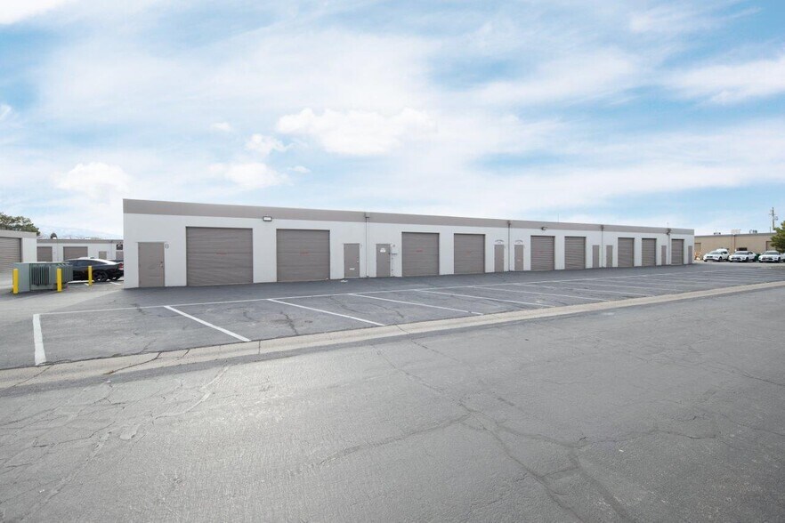 More Photos Of 50 Freeport Blvd, Sparks Light Distribution For Lease