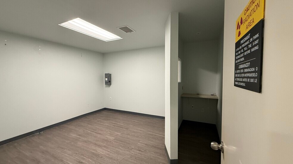 More Photos Of 1941 E 37th St, Odessa Office For Sale