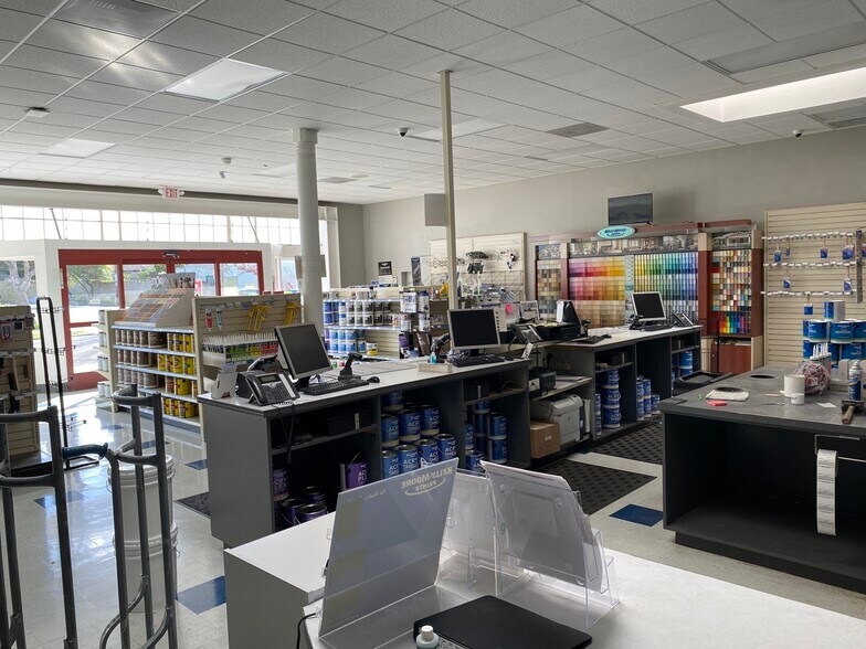 More Photos Of 649 Pacific Ave, Alameda Storefront For Lease