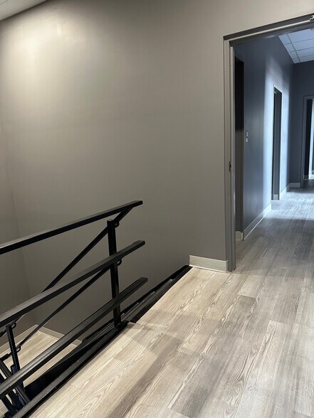 More Photos Of 1200 Mccalla Ave, Knoxville Office For Lease