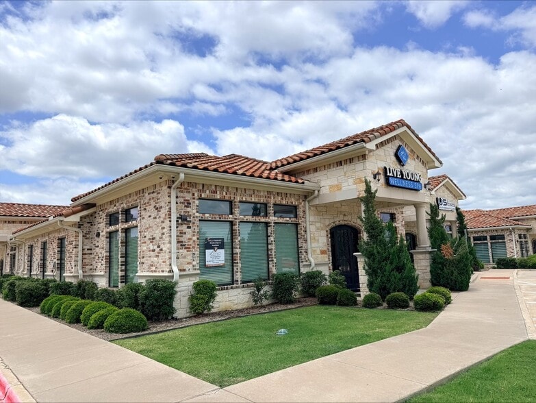 More Photos Of 4541 N Josey Ln, Carrollton Medical For Lease