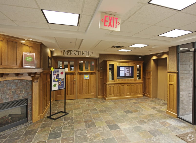 More Photos Of 14300 Nicollet Ct, Burnsville Office For Lease