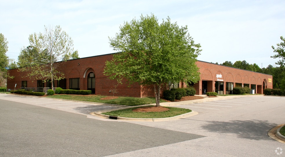 More Photos Of 2533 Atlantic Ave, Raleigh Light Manufacturing For Lease