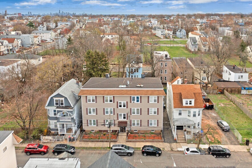 More Photos Of 262 Ellis Ave, Irvington Apartments For Sale