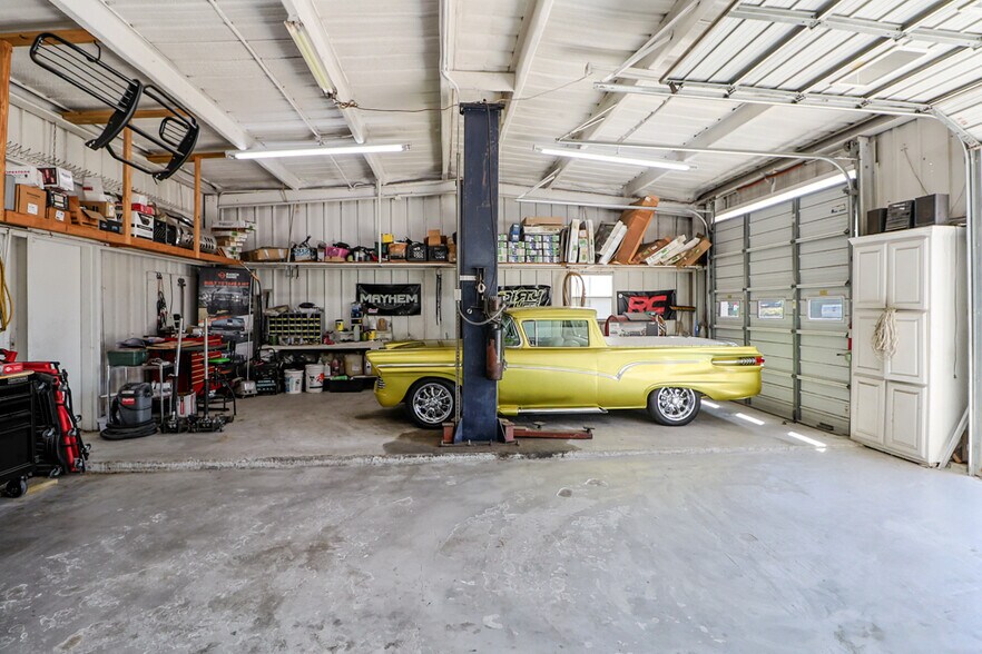 More Photos Of 415 TX-36, Caldwell Land For Sale