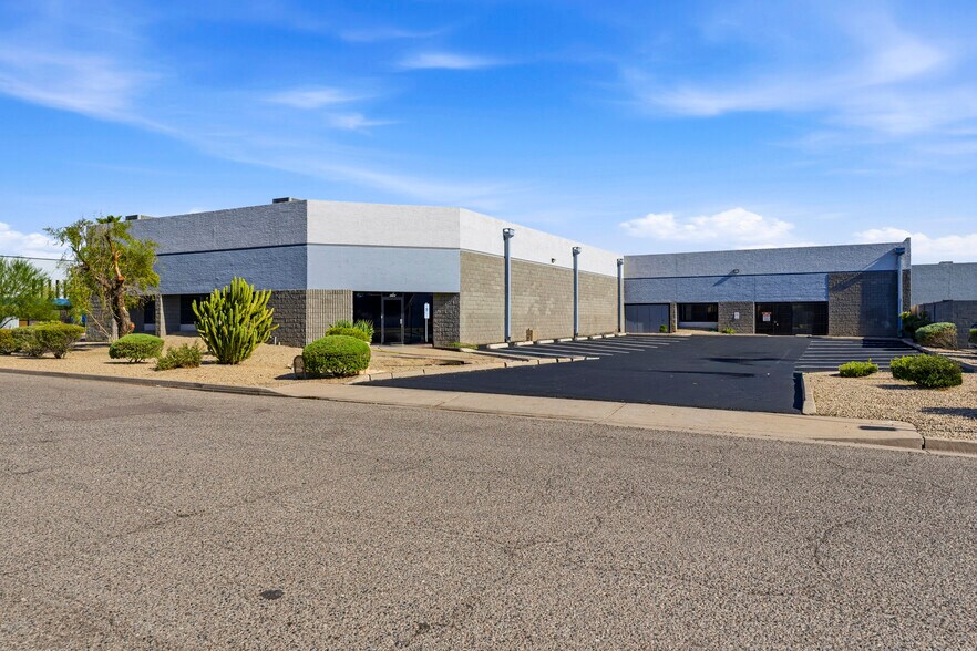 Primary Photo Of 3745 E Wier Ave, Phoenix Warehouse For Lease
