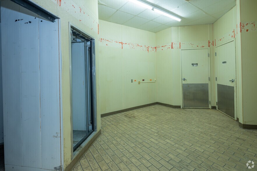 More Photos Of 2700 E Sauk Trail Rd, Sauk Village Storefront Retail Office For Sale