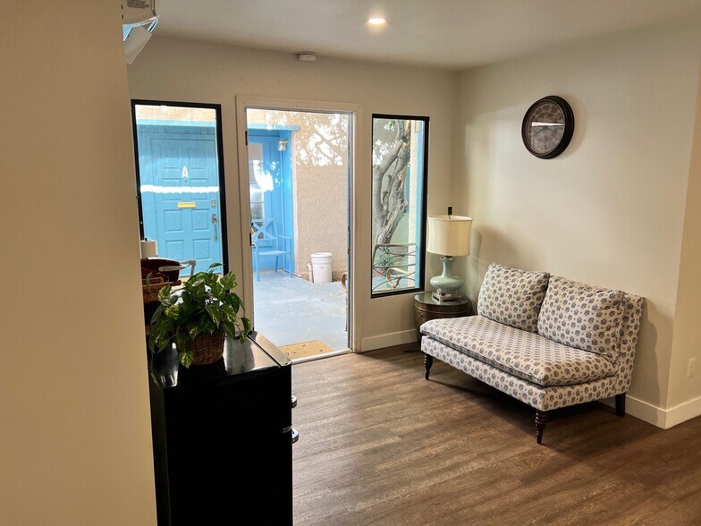 More Photos Of , Scottsdale Office For Sale