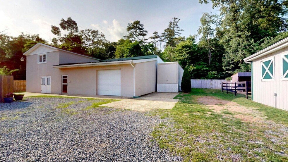 More Photos Of 143-147 W Hampton St, Pemberton borough Warehouse For Sale