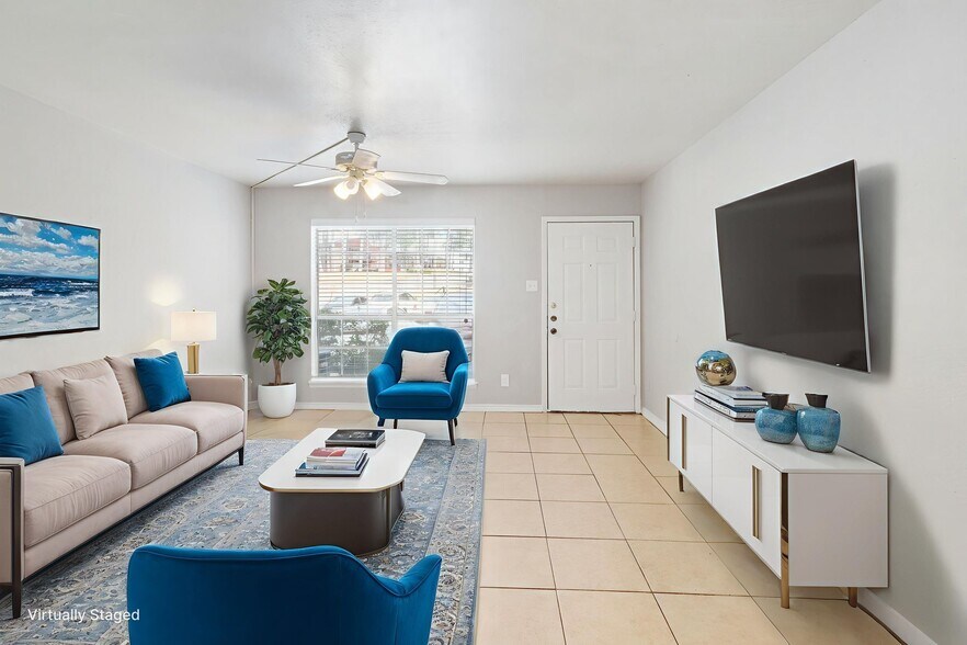 More Photos Of 2451 Lake Rd, Huntsville Apartments For Sale