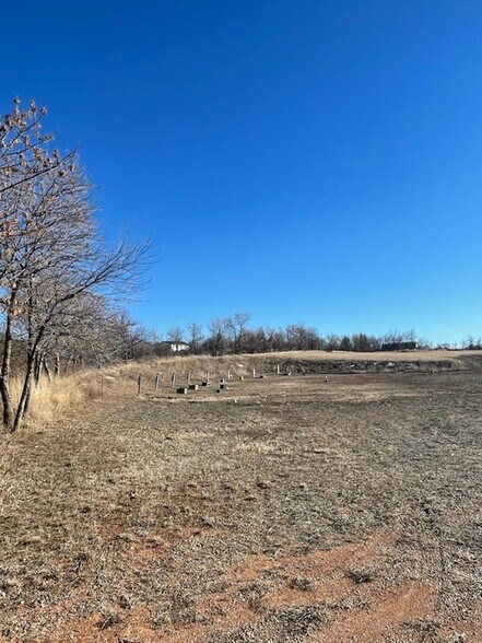 More Photos Of 22 NW M St, Watford City Trailer Camper Park For Sale