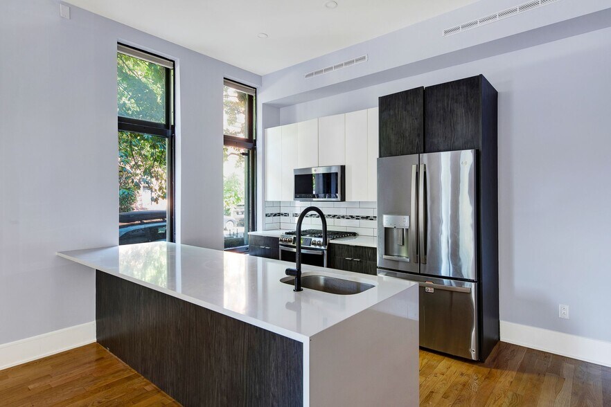 More Photos Of 121 8th Ave, Brooklyn Apartments For Sale