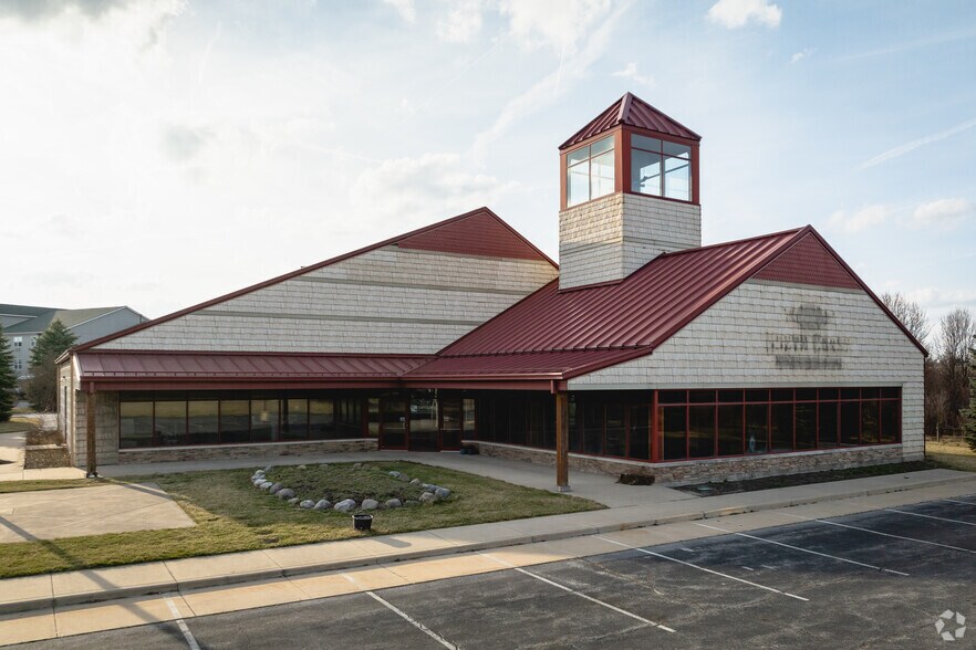 Primary Photo Of 9750 Clark Dr, Rossford General Retail For Sale