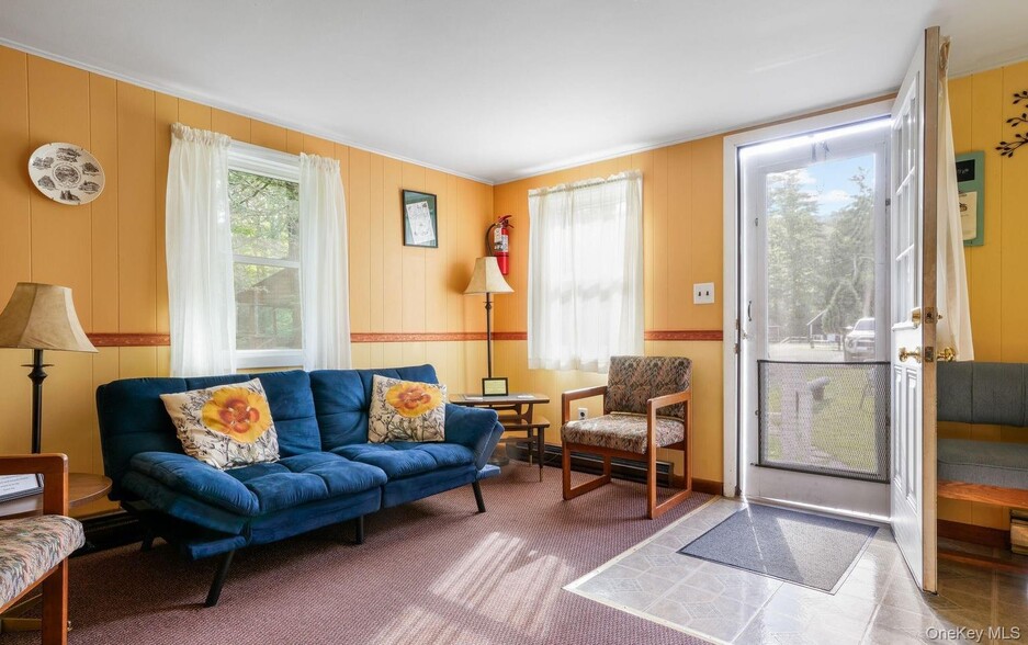 More Photos Of 5973 New York 28, Phoenicia Hotel For Sale