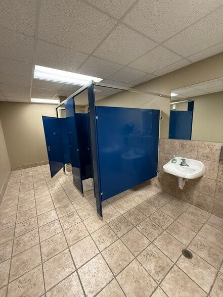 More Photos Of 60 Main St, Hamburg Office For Lease